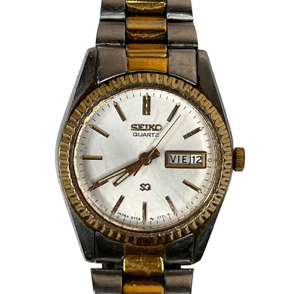 Seiko SQ Day/Date Women's Vintage Two Tone Watch 3y03-0169 (M)